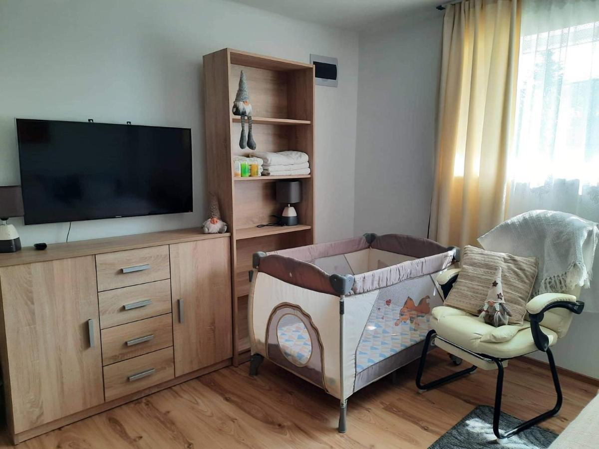 Opal Apartman Apartment นีเรกฮาซา ภายนอก รูปภาพ